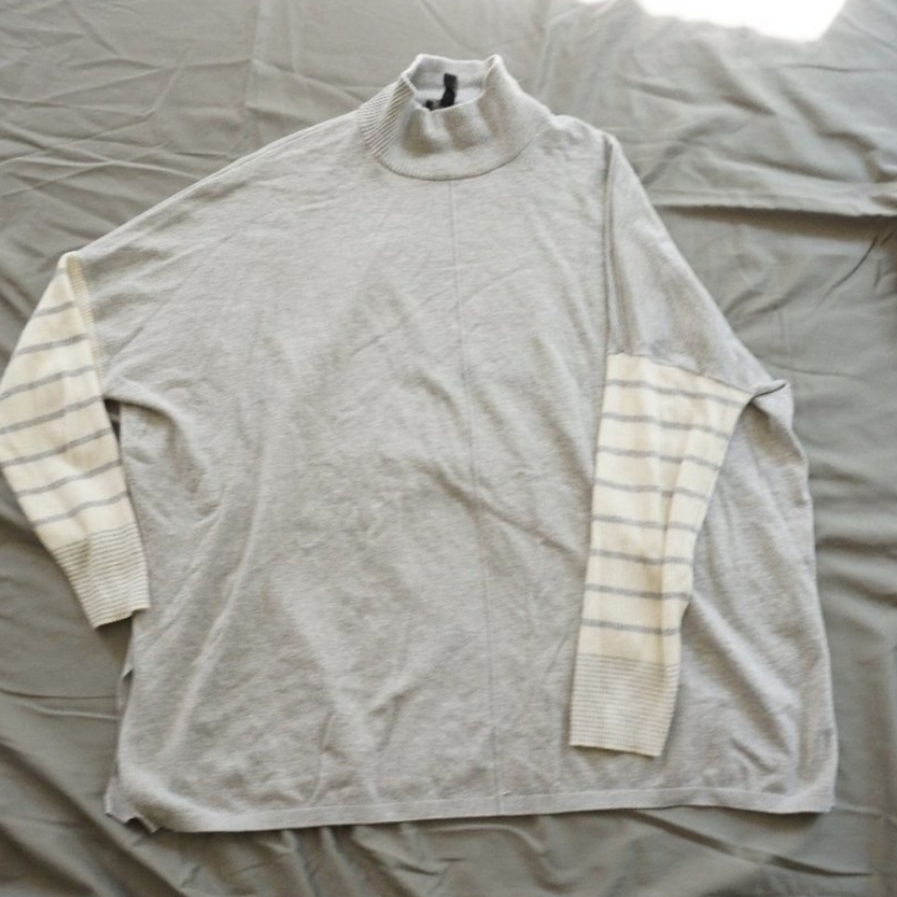 Jones NY Oversized Turtleneck Dolman Sweater Gray